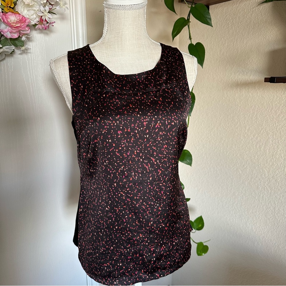 Ann Taylor Black and Red Patterned Sleeveless Blouse